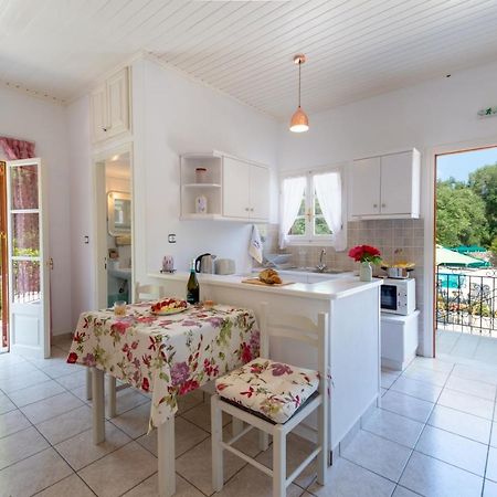 Livadi Studios With Pool Lakka  Ngoại thất bức ảnh