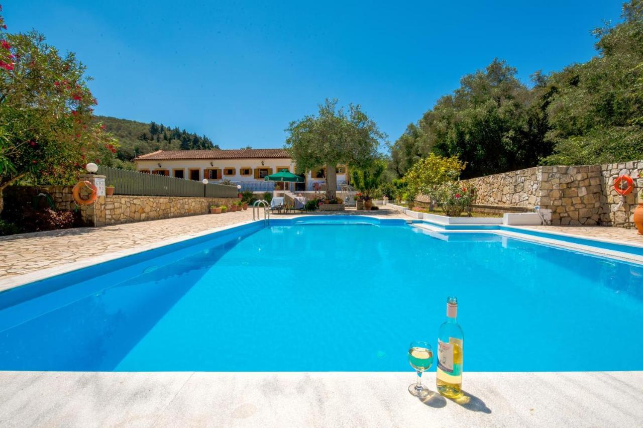 Livadi Studios With Pool Lakka  Ngoại thất bức ảnh