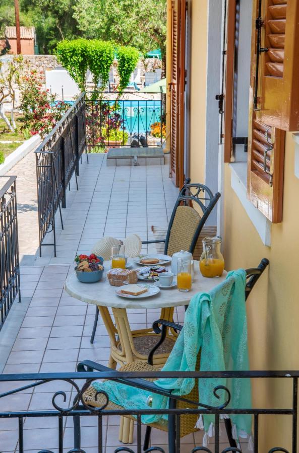 Livadi Studios With Pool Lakka  Ngoại thất bức ảnh